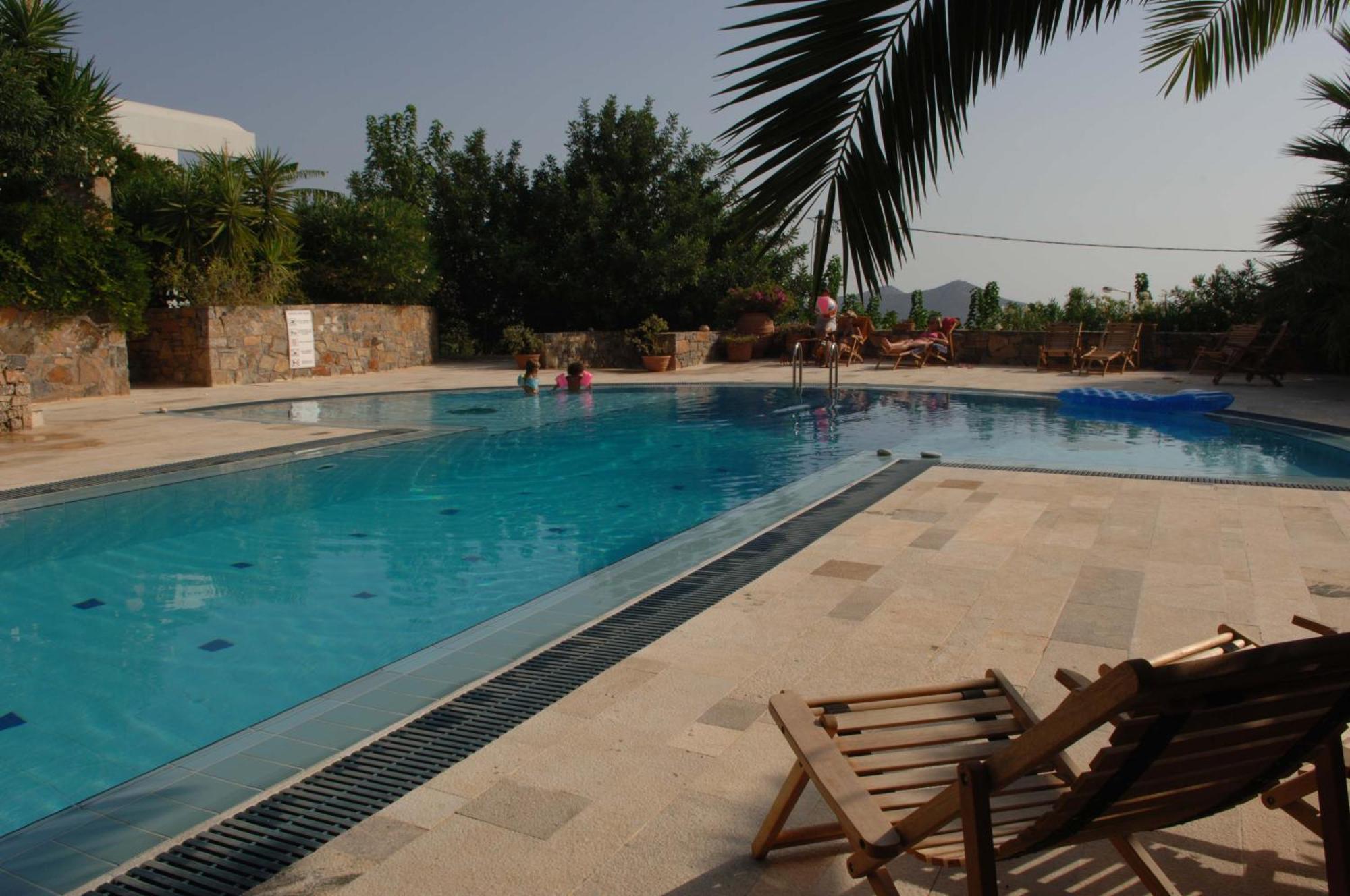Elounda Living Residences ภายนอก รูปภาพ
